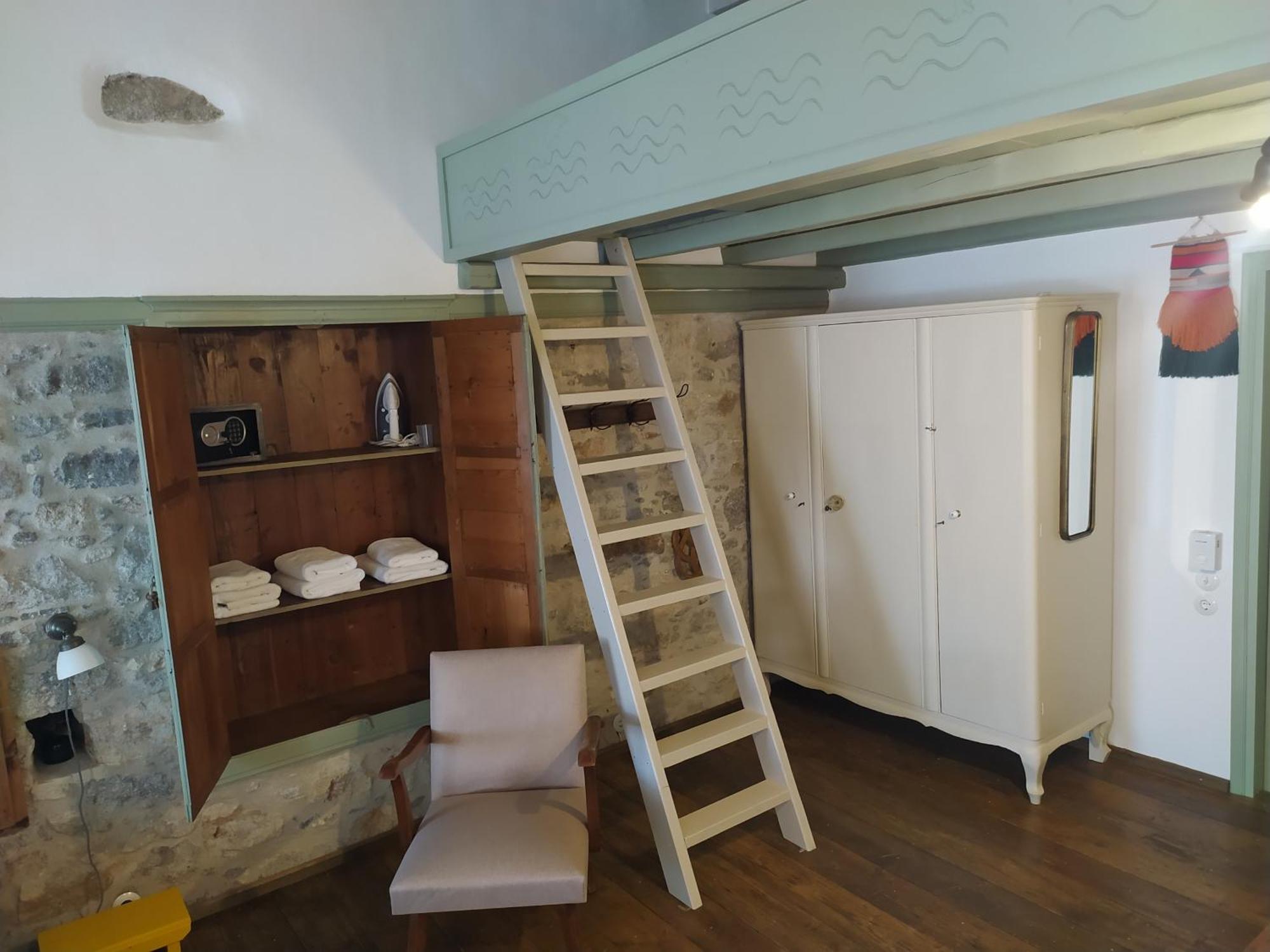Вилла Latmos 1860 Скала Номер фото